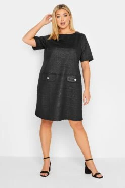 Robe Noire En Maille Coupe Droite à Poches