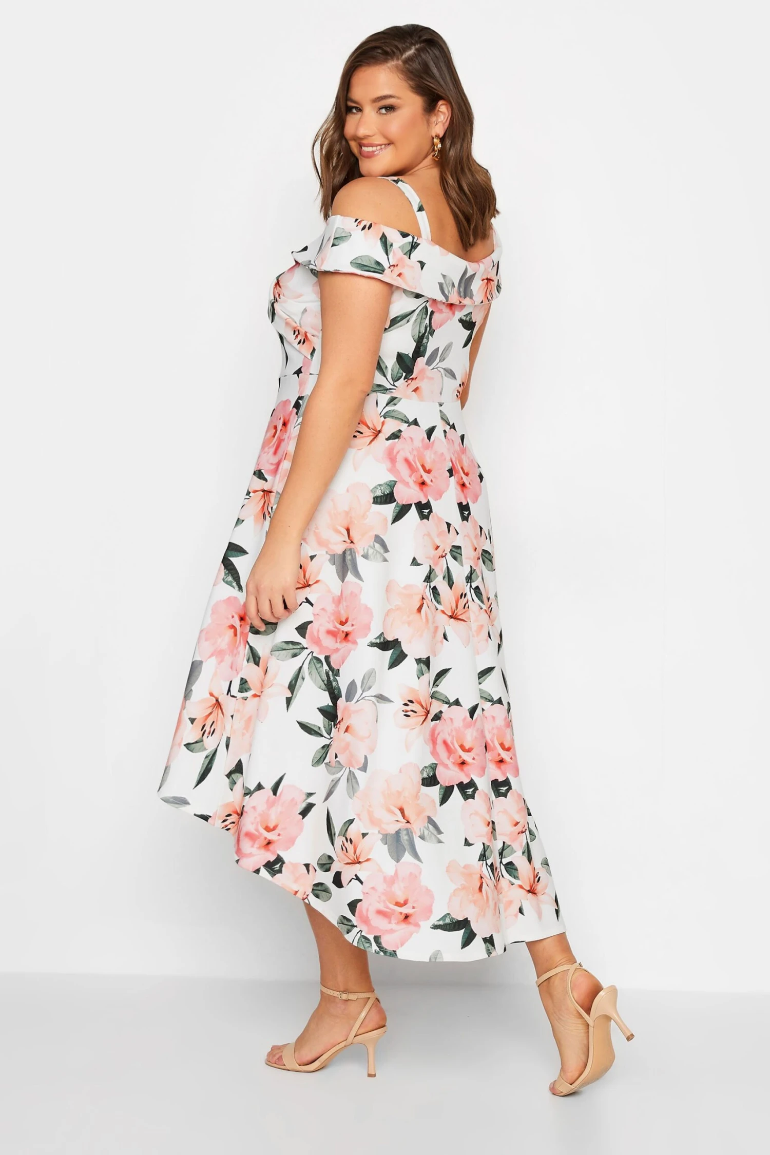 YOURS LONDON - Robe Blanche & Corail Floral En Bardot Demoiselle D'Honneur 5 YOURS LONDON - Robe Blanche & Corail Floral En Bardot Demoiselle D'Honneur – Image 3