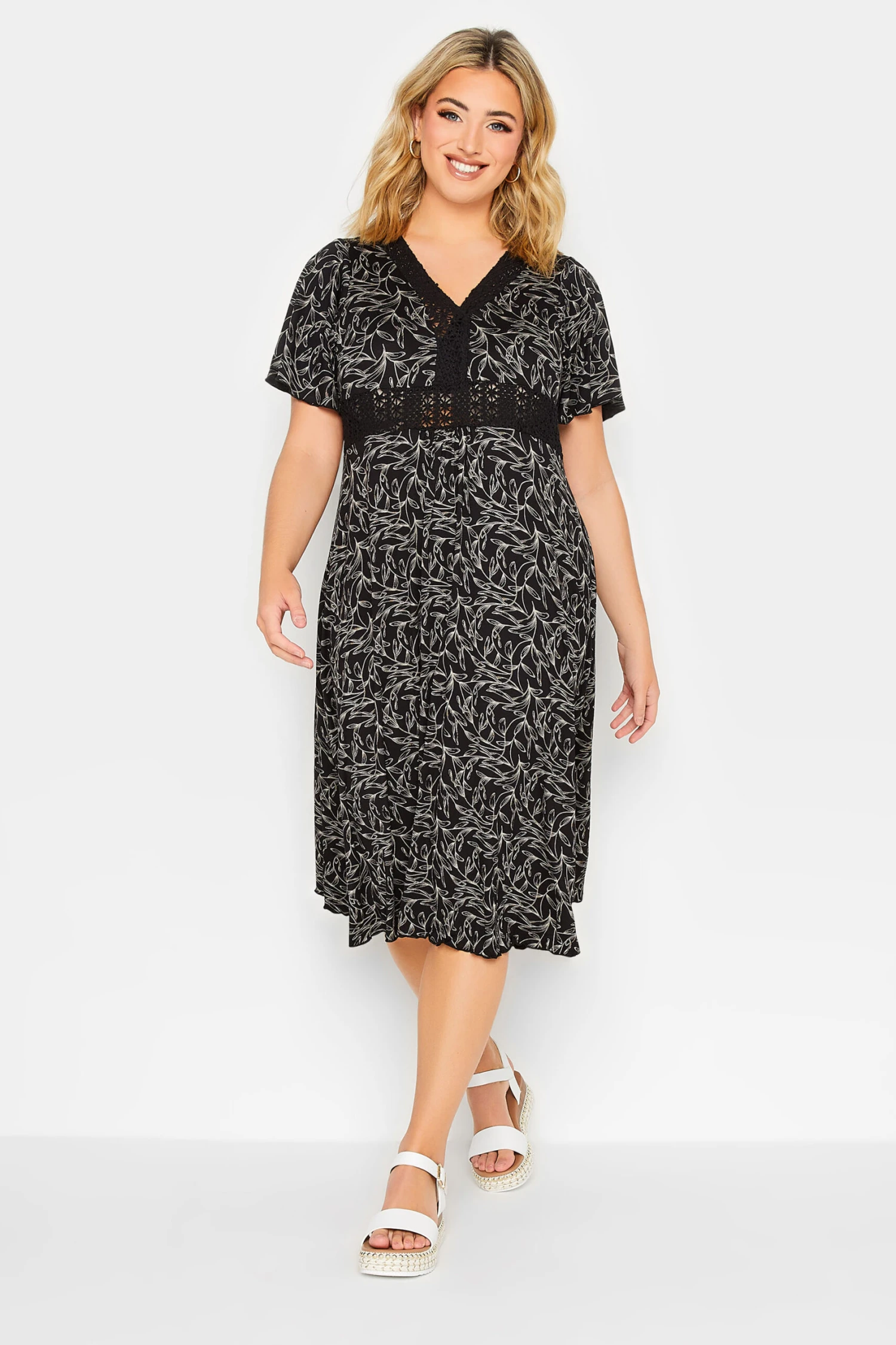 YOURS - Robe Noire Abstrait Empiècement Dentelle Manches Courtes 3 YOURS - Robe Noire Abstrait Empiècement Dentelle Manches Courtes