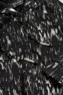 YOURS LUXURY - Robe-Pull Noire Aluminium à Capuche 20 YOURS LUXURY - Robe-Pull Noire Aluminium à Capuche -GrandeTendance Boutique 9c371806 9cb4 4b 301466 Z2