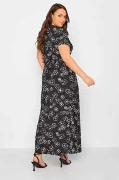 YOURS - Robe Maxi Noire Floral Blanc Cache-Coeur -GrandeTendance Boutique 9eb4aaa6 2c8e 4e 301993 C