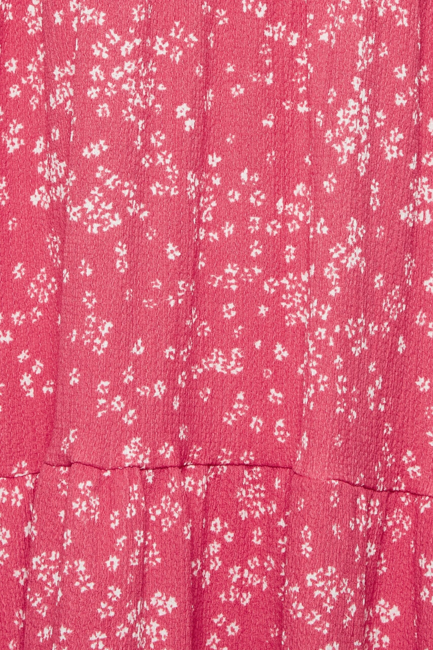 YOURS - Robe Midaxi Rose Smocké Floral Cache-Coeur 7 YOURS - Robe Midaxi Rose Smocké Floral Cache-Coeur – Image 5