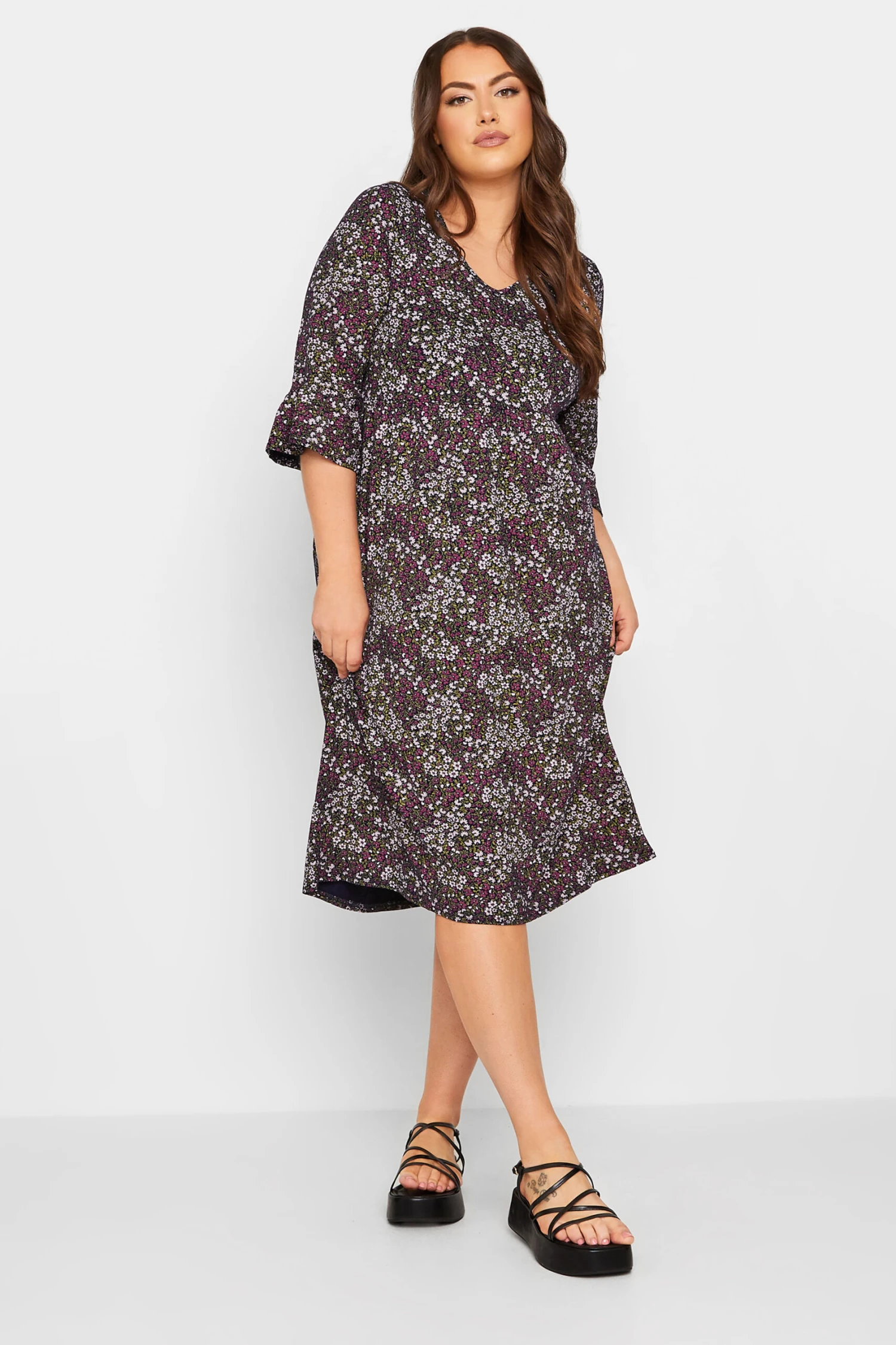 Robe Midaxi Noire En Imprimé Floral Volanté 3 Robe Midaxi Noire En Imprimé Floral Volanté