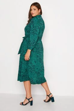 YOURS LONDON - Robe Verte Manches Longues Animal -GrandeTendance Boutique a68901a3 7386 40 161608 C