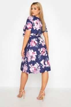 YOURS LONDON - Robe Midi Bleu Marine Floral Rose 11 YOURS LONDON - Robe Midi Bleu Marine Floral Rose -GrandeTendance Boutique a7336945 726d 49 161284 C