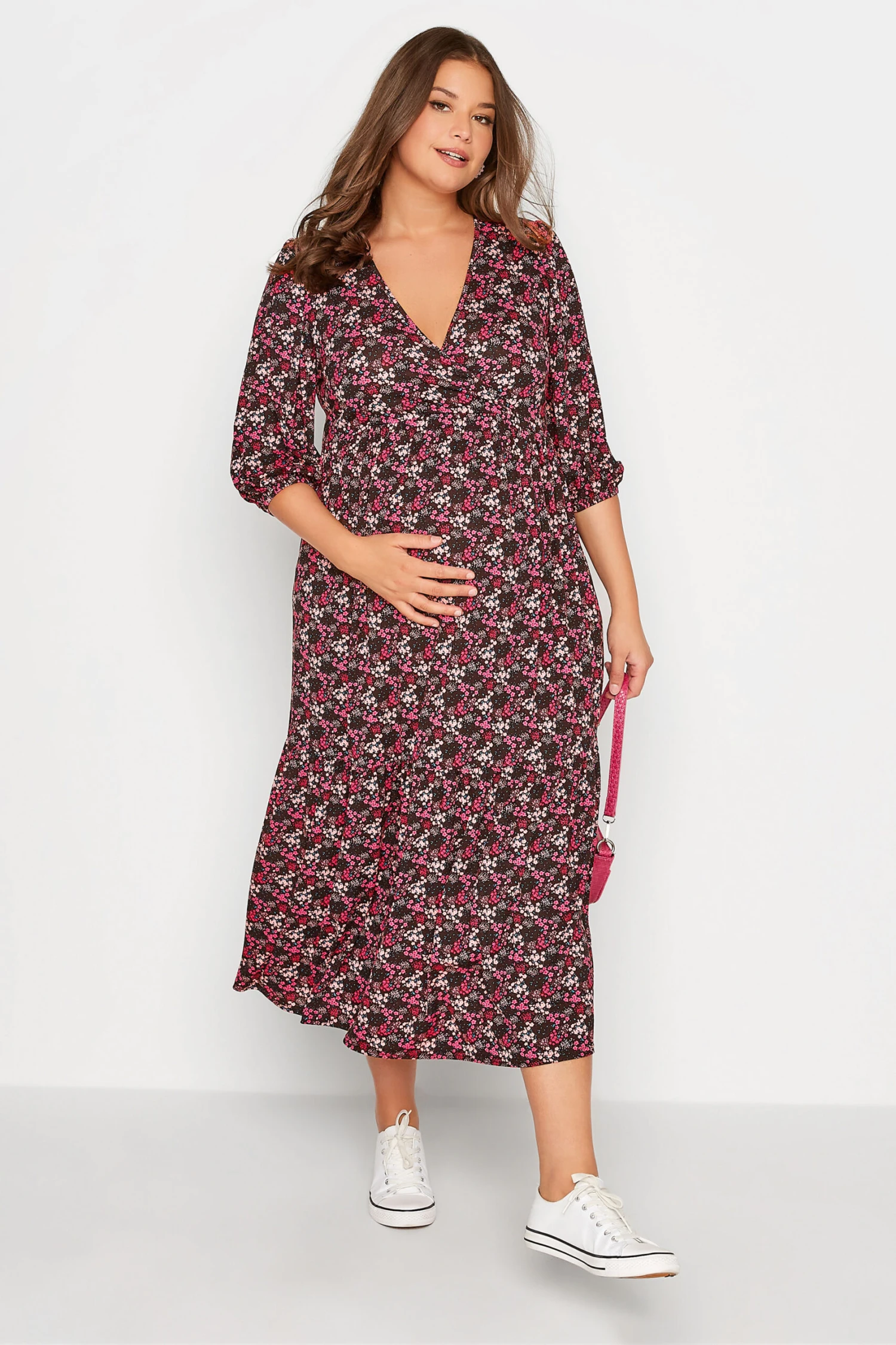 BUMP IT UP MATERNITY - Robe Rose & Noire Floral Manches Longues Volanté 3 BUMP IT UP MATERNITY - Robe Rose & Noire Floral Manches Longues Volanté