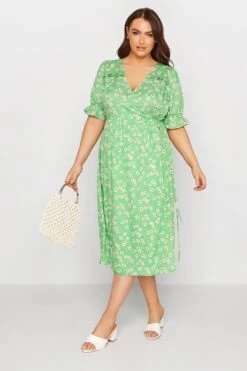 Robe Verte Pùquerettes Manches Volantées En Cache-Coeur
