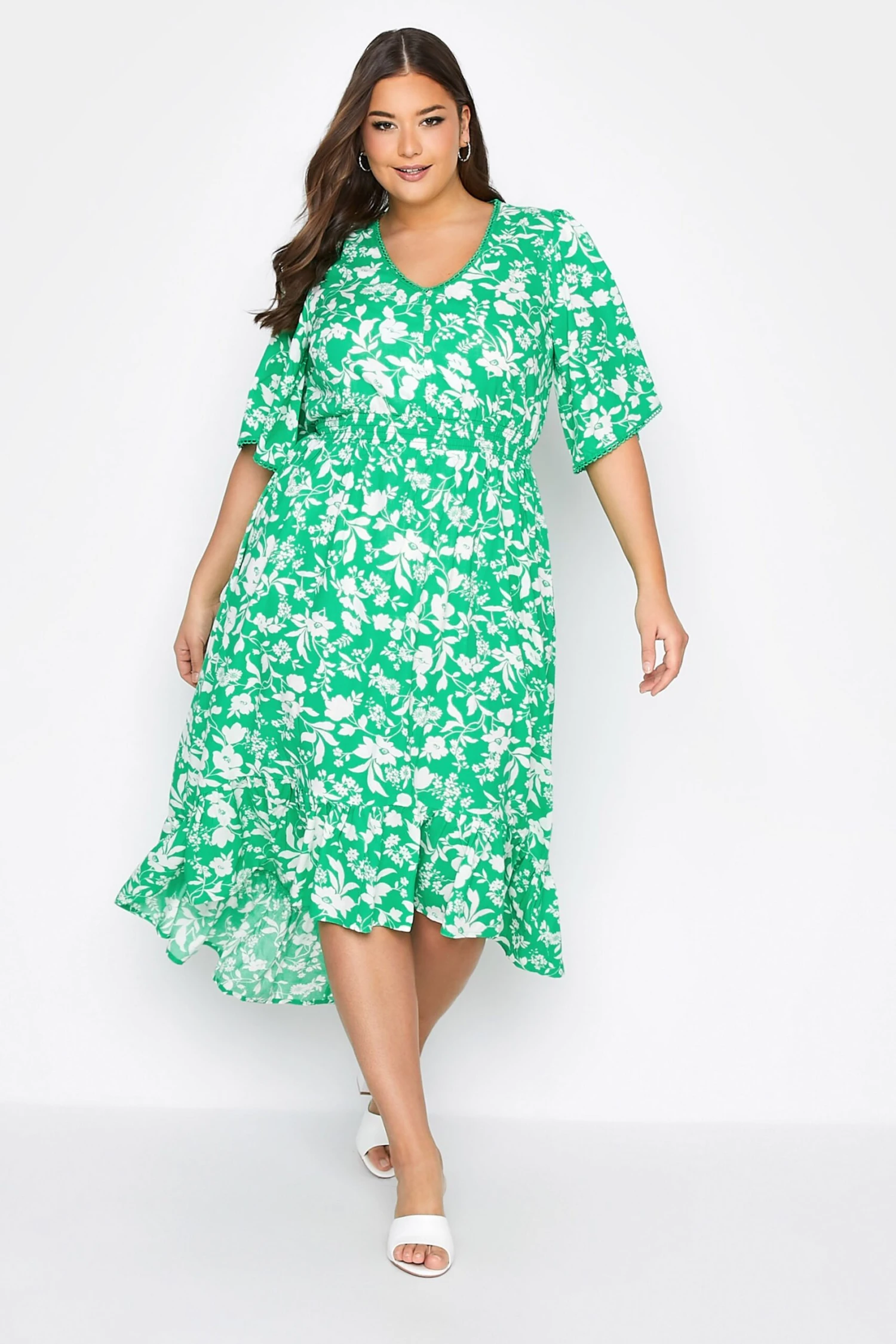 Robe Verte Floral Ourlet Plongeant Volanté 4 Robe Verte Floral Ourlet Plongeant Volanté – Image 2