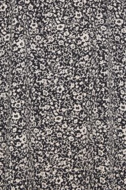 YOURS - Robe Noire & Blanche Floral Coupe Droite 13 YOURS - Robe Noire & Blanche Floral Coupe Droite -GrandeTendance Boutique b15051b0 ebb2 41 137529 Z