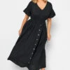 LIMITED COLLECTION - Robe Noire Smocké Boutonnée Longueur Maxi -GrandeTendance Boutique b3fe3d2c 6022 44 215680 A