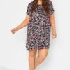 YOURS - Robe Floral Noire & Rose Coupe Droite -GrandeTendance Boutique b59f6ecd e6be 46 137527 A