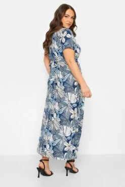 YOURS - Robe Bleue Maxi Cache-Coeur Imprimé Floral 11 YOURS - Robe Bleue Maxi Cache-Coeur Imprimé Floral -GrandeTendance Boutique bb0fd81d a37f 4e 301607 C