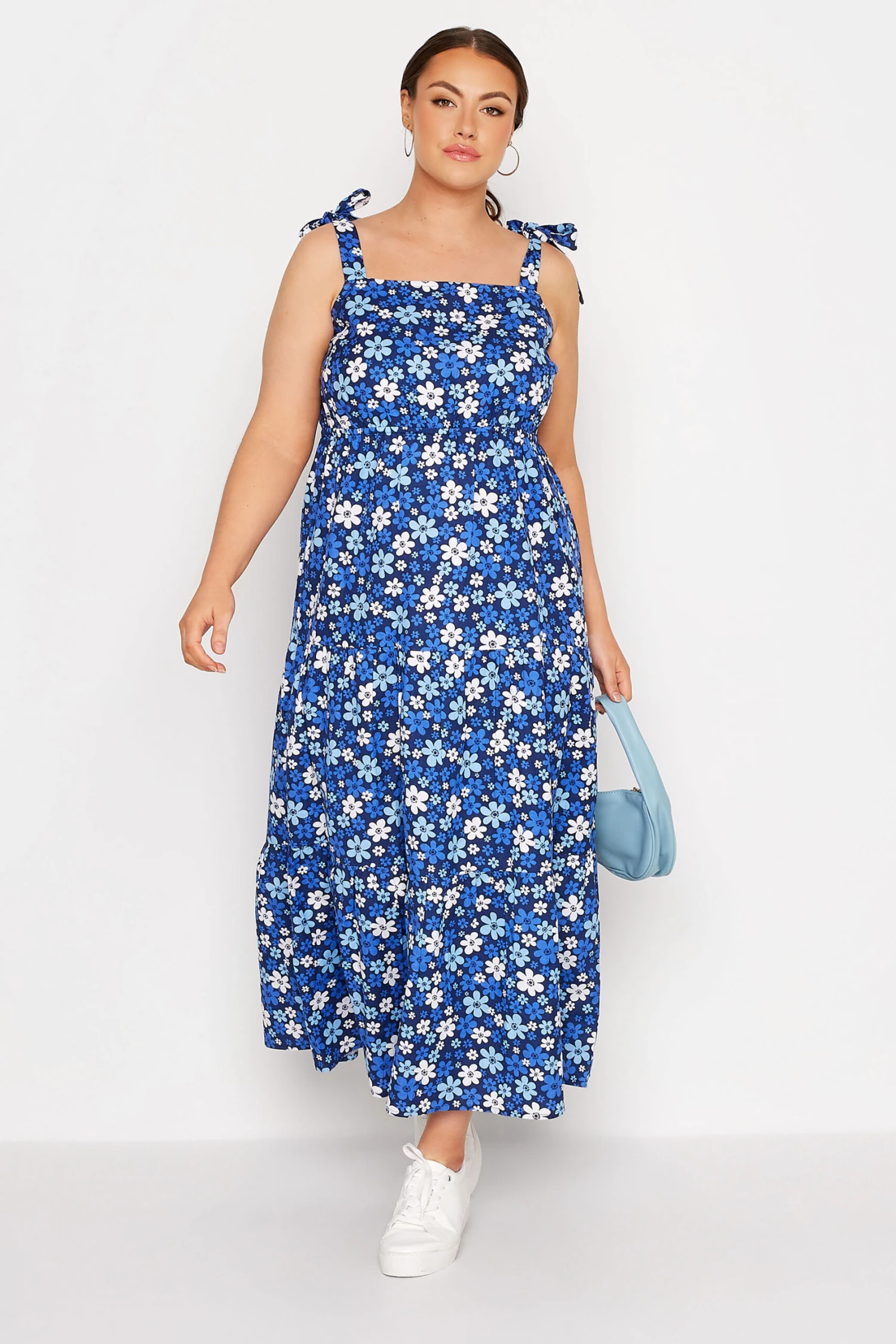 LIMITED COLLECTION - Robe Bleue Marine Maxi Floral à Noeuds 4 LIMITED COLLECTION - Robe Bleue Marine Maxi Floral à Noeuds – Image 2
