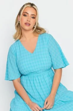 LIMITED COLLECTION - Robe Midi Bleue Aqua Texturé Smocké -GrandeTendance Boutique c3100e24 f9e9 47 215543 D