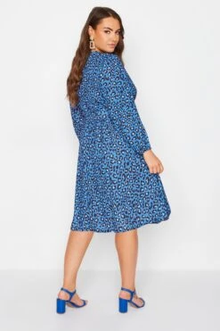 YOURS LONDON - Robe Bleue Léopard Style En Cache-Coeur 11 YOURS LONDON - Robe Bleue Léopard Style En Cache-Coeur -GrandeTendance Boutique c3d87330 ebf2 45 161731 C