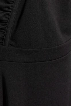 LIMITED COLLECTION - Robe-Salopette Noire Dos Croisé 15 LIMITED COLLECTION - Robe-Salopette Noire Dos Croisé -GrandeTendance Boutique c4b2bfb3 02c1 43 215098 Z