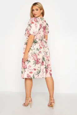 YOURS LONDON - Robe Rose Poudrée Floral Manches Courtes 11 YOURS LONDON - Robe Rose Poudrée Floral Manches Courtes -GrandeTendance Boutique c4ee0b01 08d3 4f 161308 C