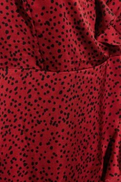 Robe Rouge Satinée Imprimé Dalmatien Volanté -GrandeTendance Boutique c5347536 437f 4a 161613 Z
