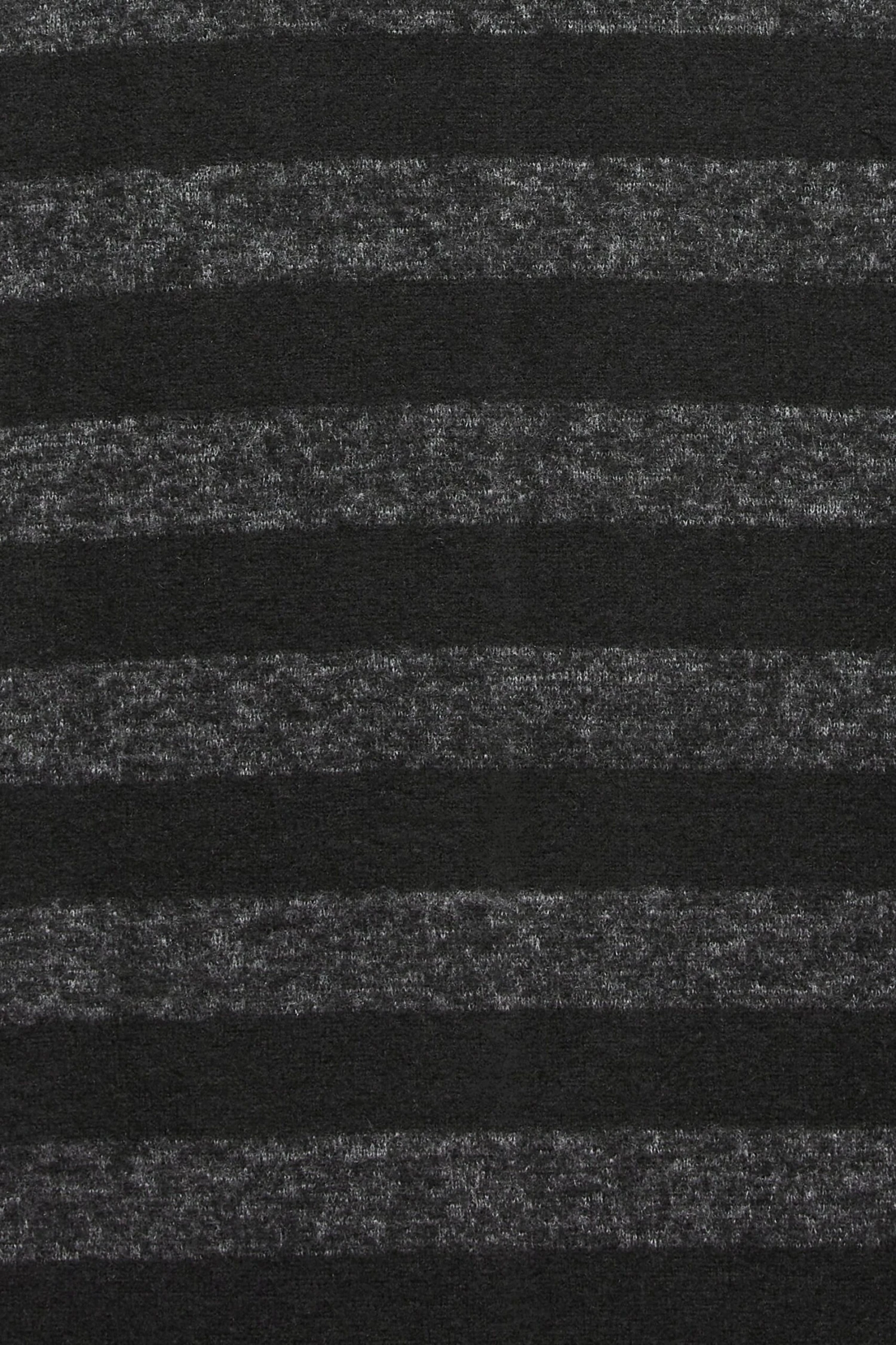 YOURS LUXURY - Robe-Pull Maxi Grise & Noire à Rayures 8 YOURS LUXURY - Robe-Pull Maxi Grise & Noire à Rayures – Image 6