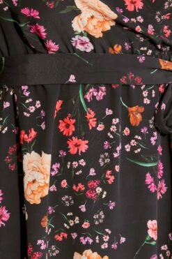YOURS LONDON - Robe Noire En Floral Style Portefeuille -GrandeTendance Boutique ca4b9663 de5c 40 161817 Z