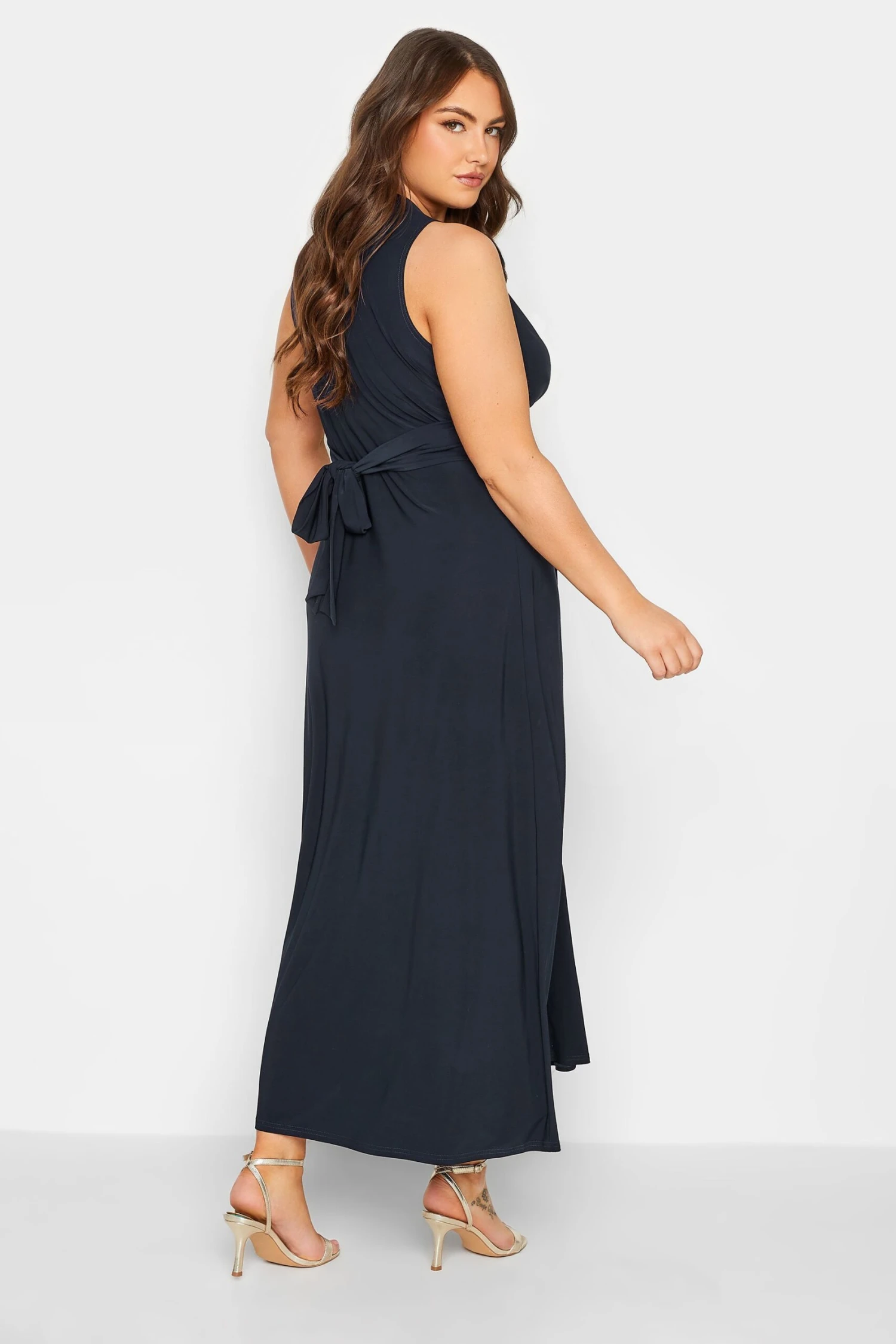 YOURS LONDON - Robe Maxi Bleue Marine Noeud Avant 5 YOURS LONDON - Robe Maxi Bleue Marine Noeud Avant – Image 3