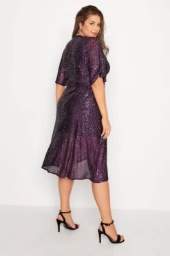 YOURS LONDON - Robe Violette Cache-Coeur Sequins Manches Courtes 11 YOURS LONDON - Robe Violette Cache-Coeur Sequins Manches Courtes -GrandeTendance Boutique cf67386d ff28 40 161393 C