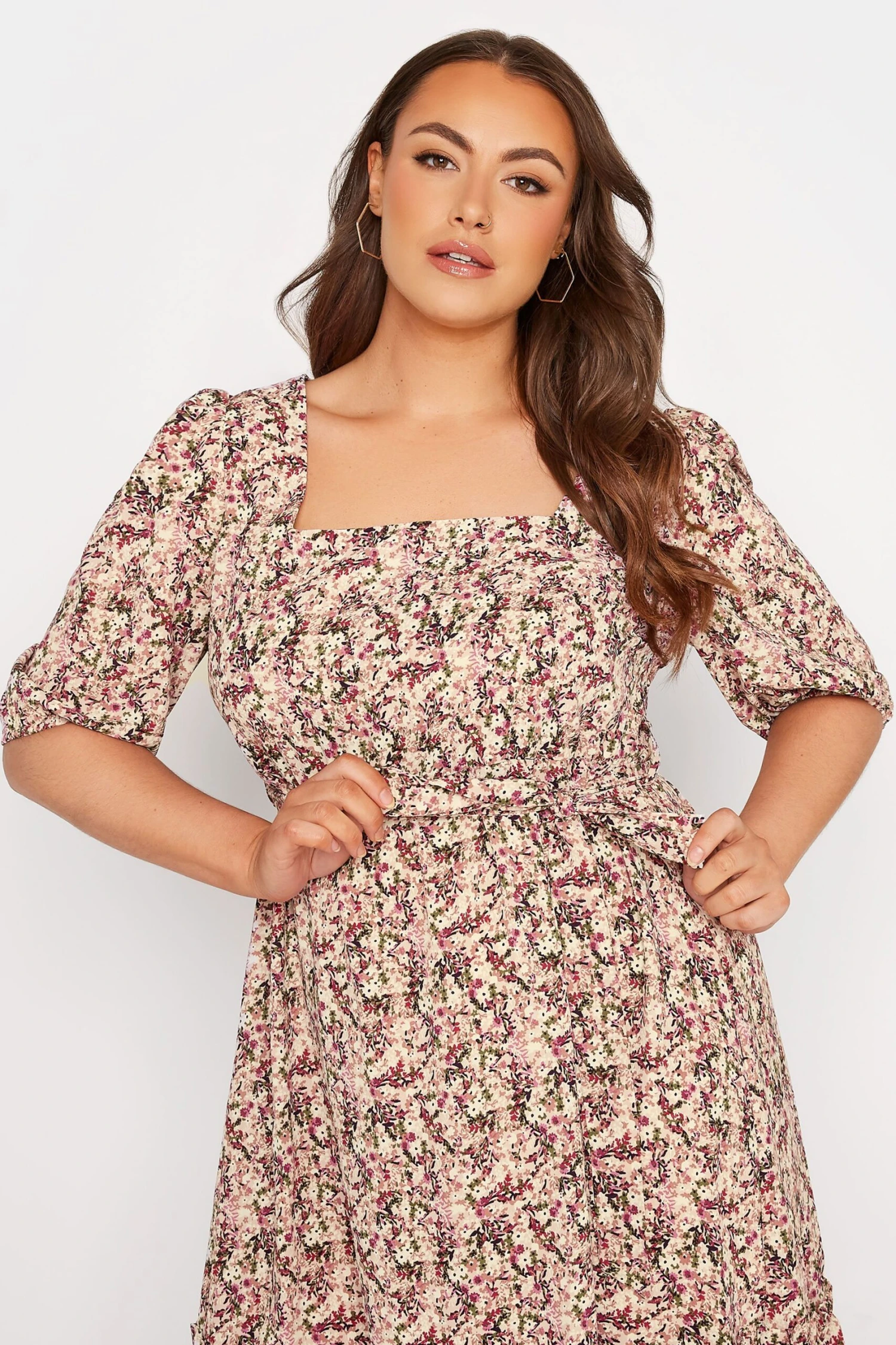 YOURS LONDON - Robe Rose Floral Encolure Carrée 6 YOURS LONDON - Robe Rose Floral Encolure Carrée – Image 4