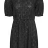 YOURS PETITE - Robe Noire Smocké Broderie Anglaise Volanté -GrandeTendance Boutique d90e3244 f4ee 4e 174654 X