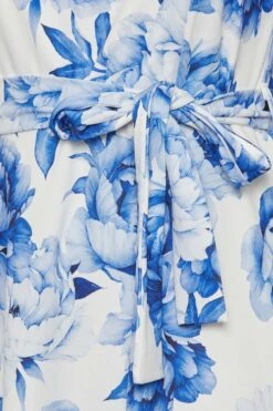 YOURS LONDON - Robe Bleue & Blanche Floral Manches Courtes -GrandeTendance Boutique dd5c8703 d716 44 162091 Z