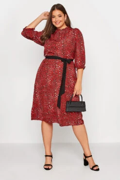 YOURS LONDON - Robe Rouge Imprimé Animal Avec Ceinture