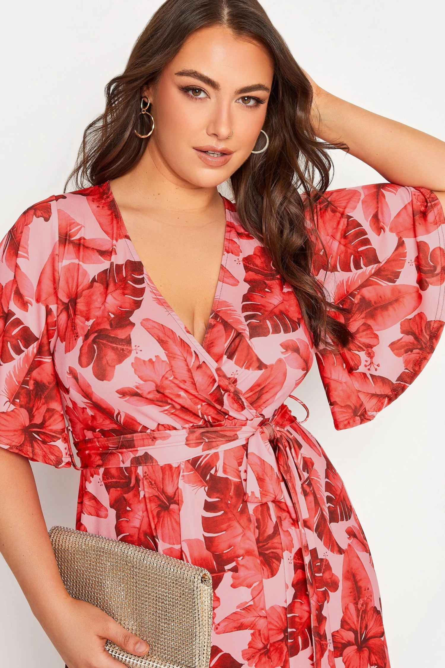 YOURS LONDON - Robe Rose Imprimé Tropical Cache-Coeur 6 YOURS LONDON - Robe Rose Imprimé Tropical Cache-Coeur – Image 4