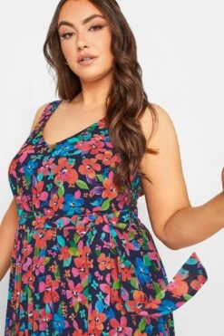 YOURS LONDON - Robe Bleue & Rouge Floral Maxi Plissée 14 YOURS LONDON - Robe Bleue & Rouge Floral Maxi Plissée -GrandeTendance Boutique e4d6c3ca 823c 4d 162021 E