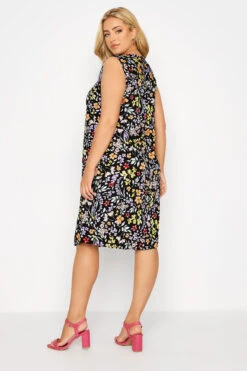 Robe Coupe Droite Noire Multi-Floral -GrandeTendance Boutique ed4e3b99 1159 4a 173928 C