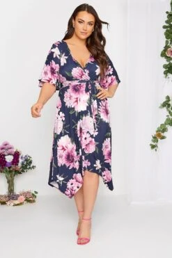 YOURS LONDON - Robe Bleue Marine Floral Rose Ourlet Roulanté