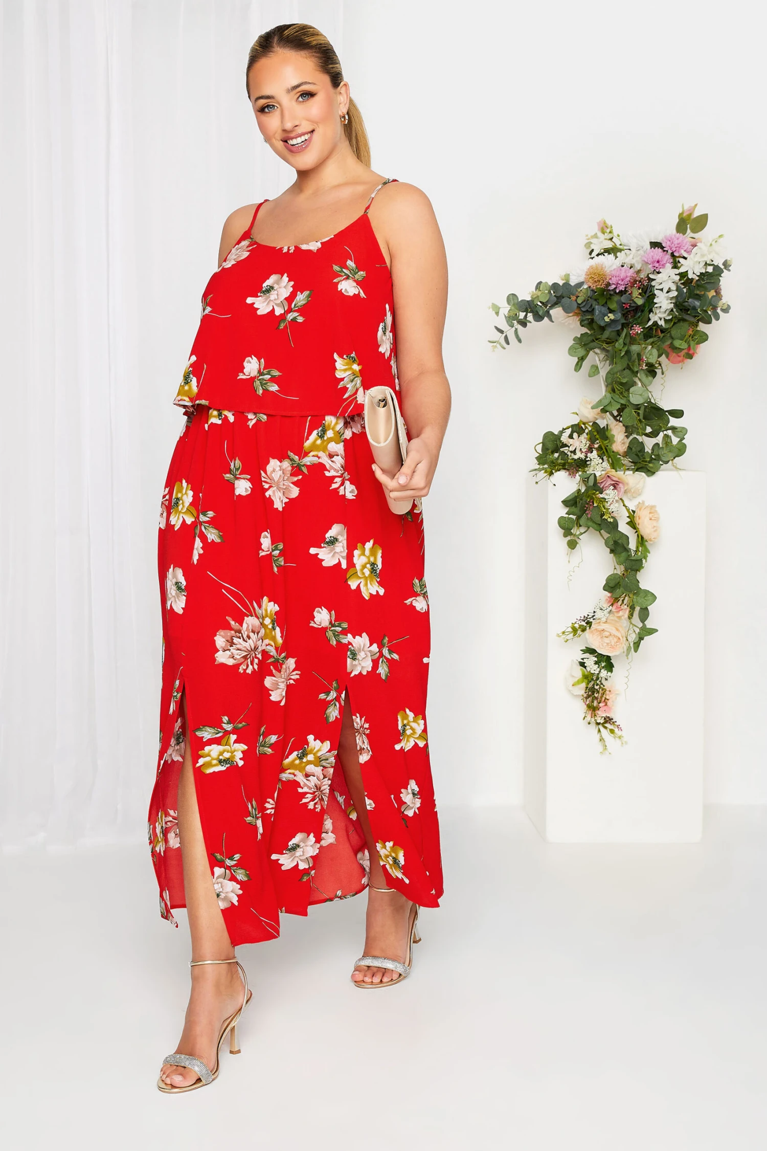 YOURS LONDON - Robe Rouge Floral Volantée Superposée 3 YOURS LONDON - Robe Rouge Floral Volantée Superposée